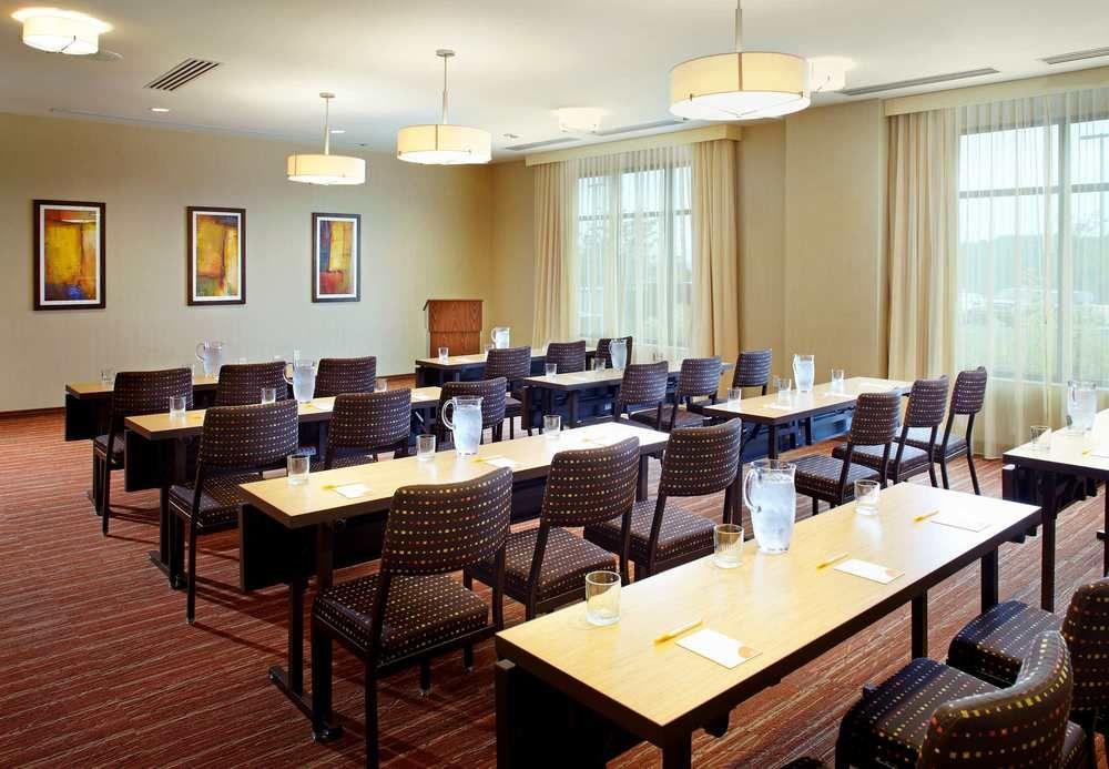 Отель Courtyard By Marriott Pittsburgh Washington Meadow Lands Экстерьер фото