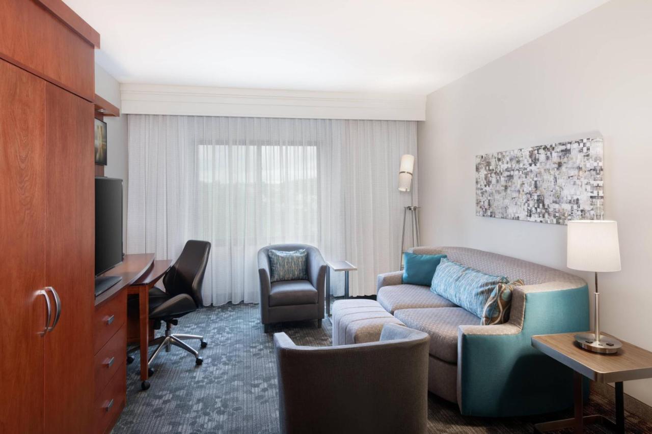 Отель Courtyard By Marriott Pittsburgh Washington Meadow Lands Экстерьер фото