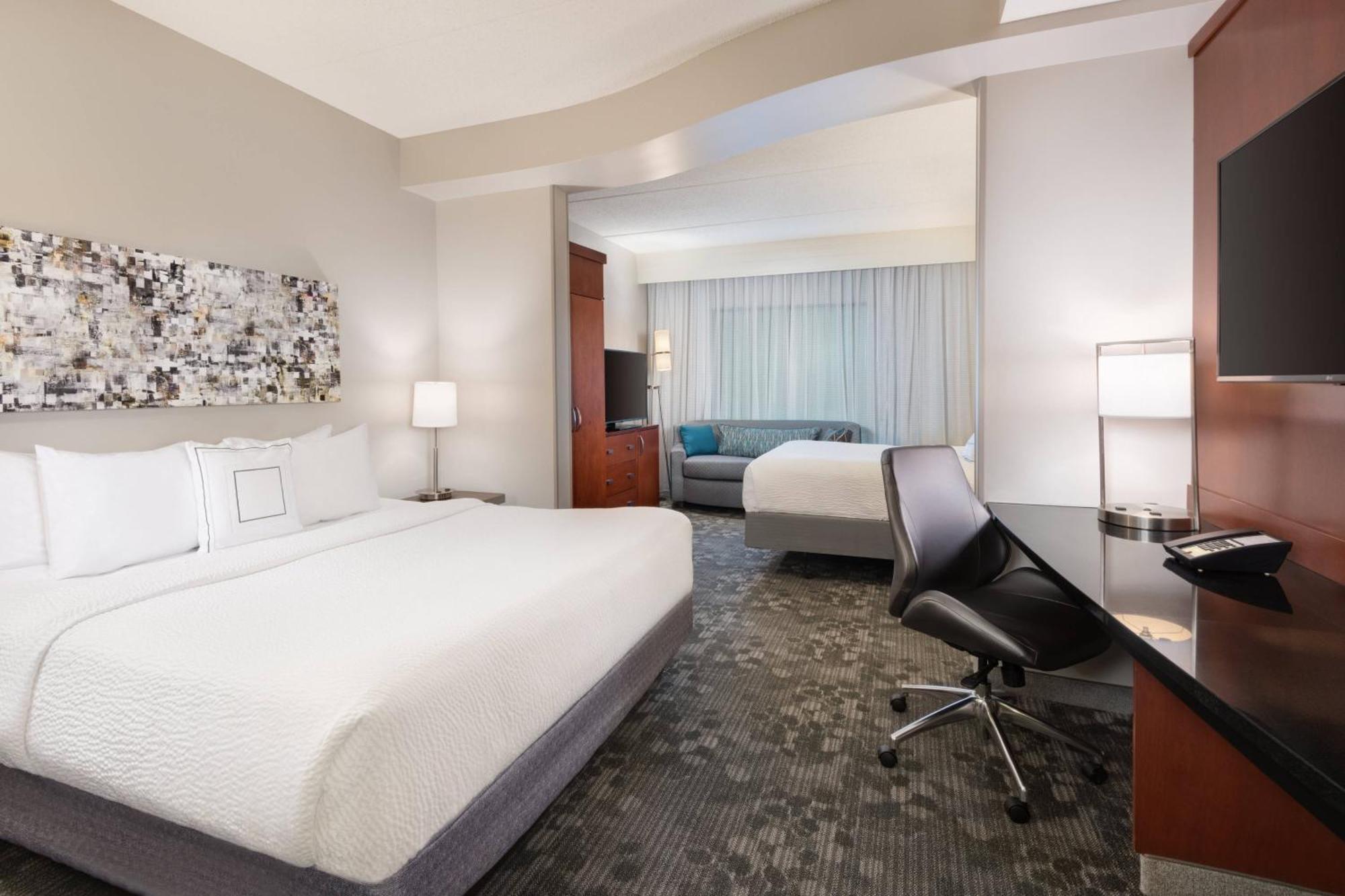 Отель Courtyard By Marriott Pittsburgh Washington Meadow Lands Экстерьер фото
