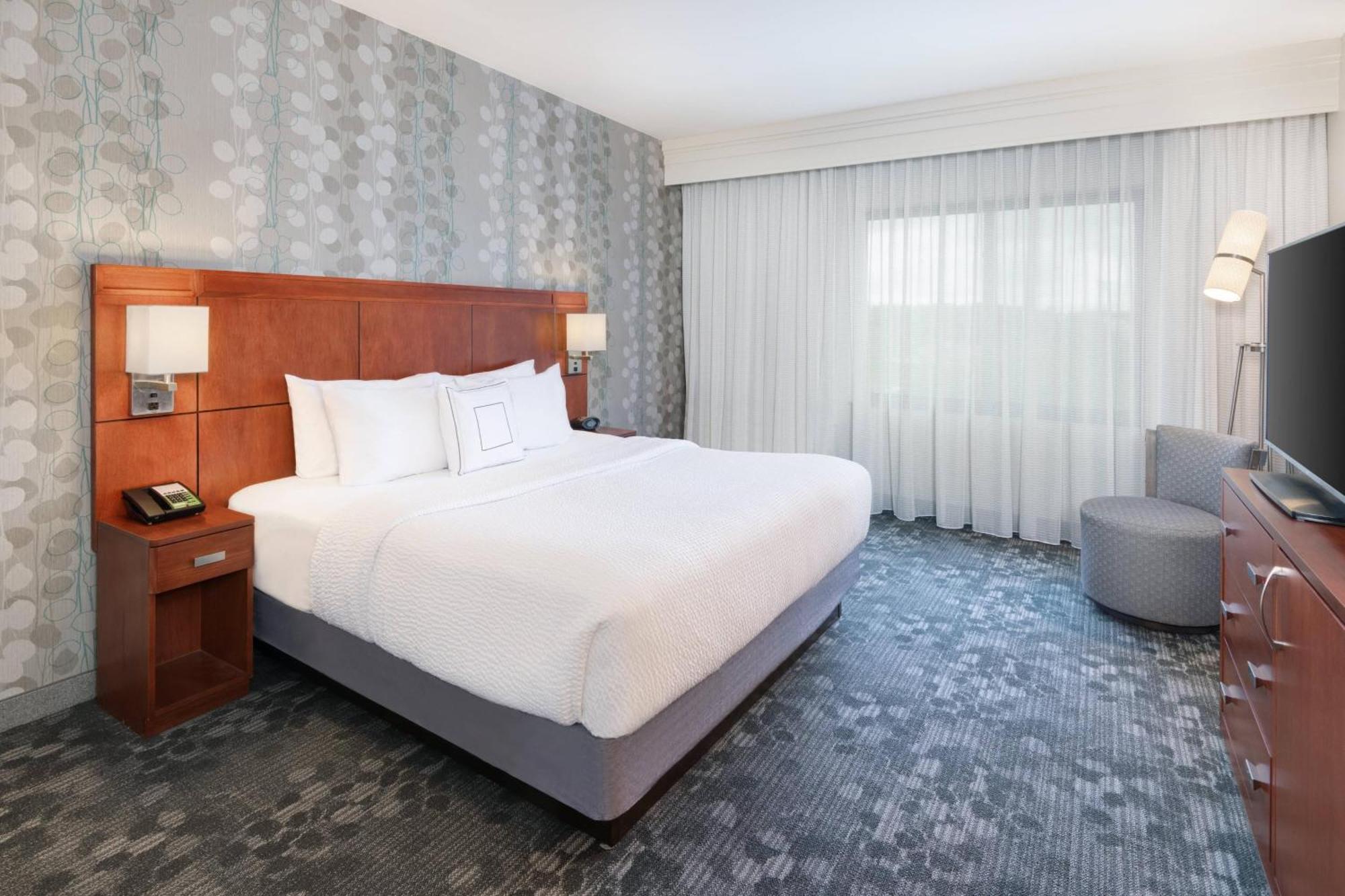 Отель Courtyard By Marriott Pittsburgh Washington Meadow Lands Экстерьер фото