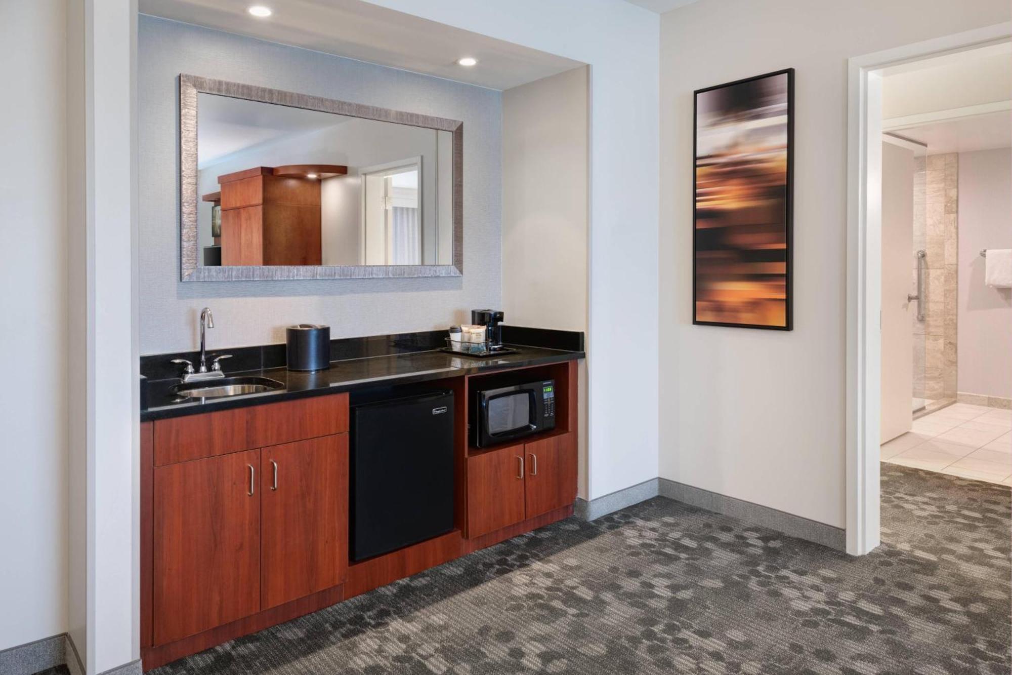 Отель Courtyard By Marriott Pittsburgh Washington Meadow Lands Экстерьер фото